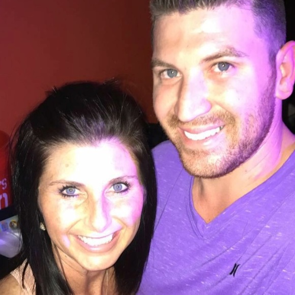 Meet your Posher, Brandi - Picture 1 of 1